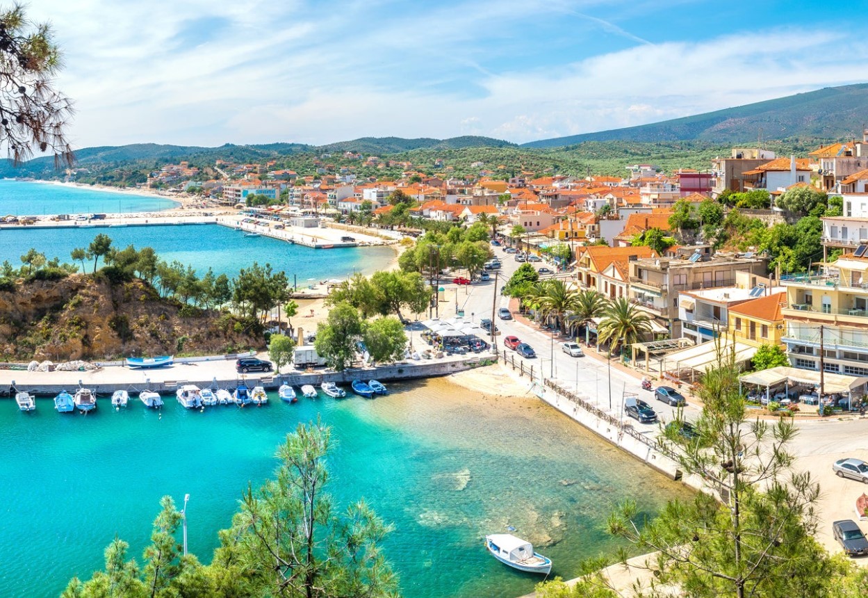 Thassos – Insulă verde, plaje aurii și liniște autentică grecească