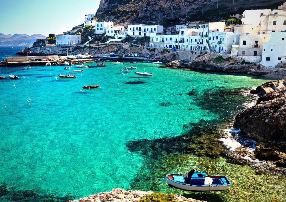 Sicilia – Insulă de foc, istorie și plaje diverse