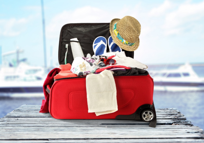 Ce trebuie să conțină bagajul tău pentru o vacanță fără stres