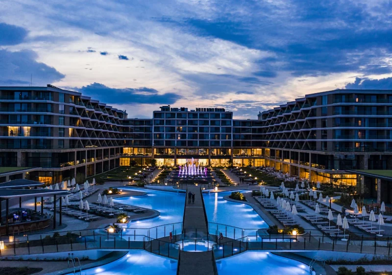 Diferența dintre demipensiune, all inclusive și ultra all inclusive – explicat simplu